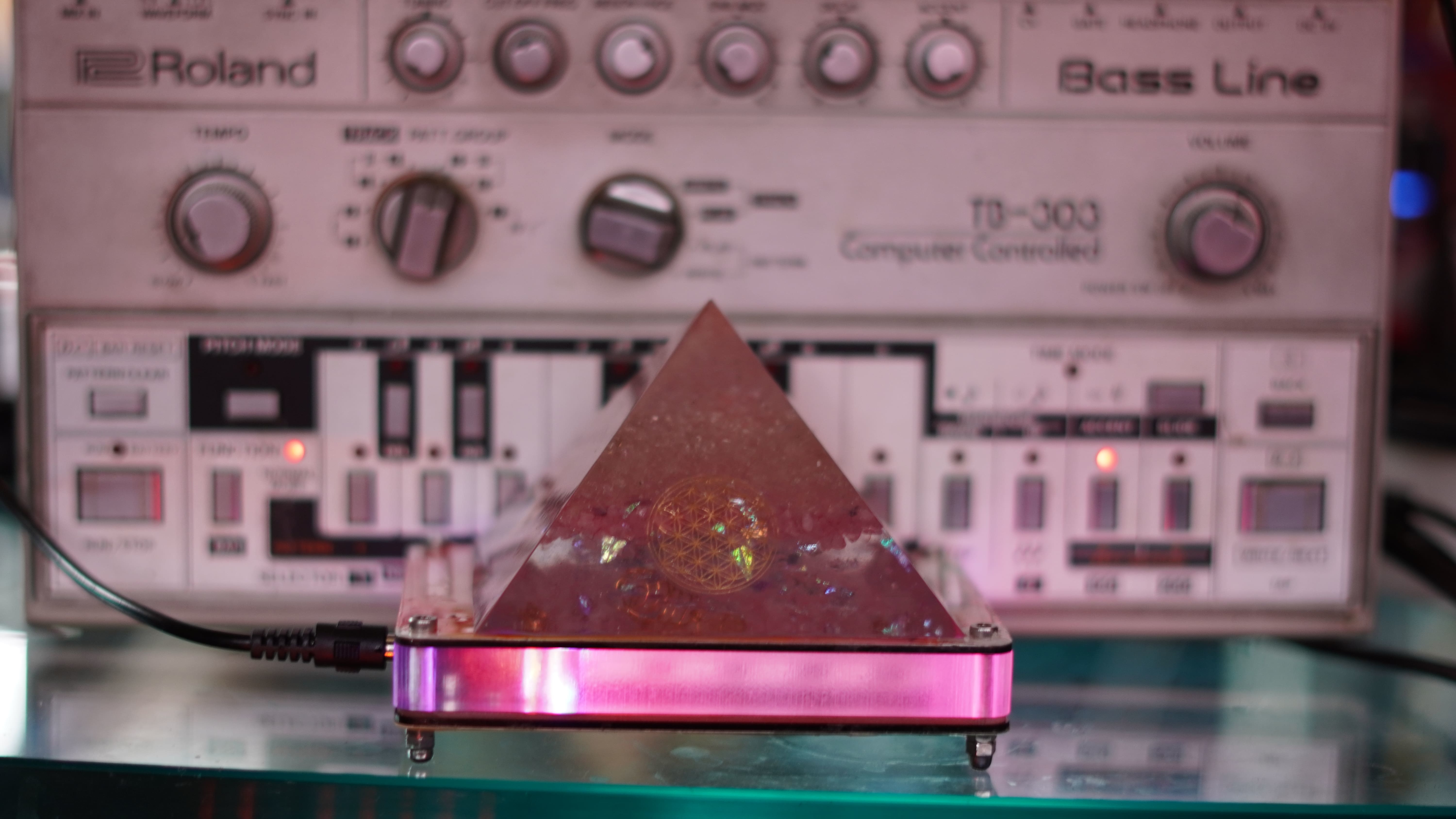 齋藤久師が送る愛と狂気の大人気コラム・第九十七沼 『7.83Hz!galcidが