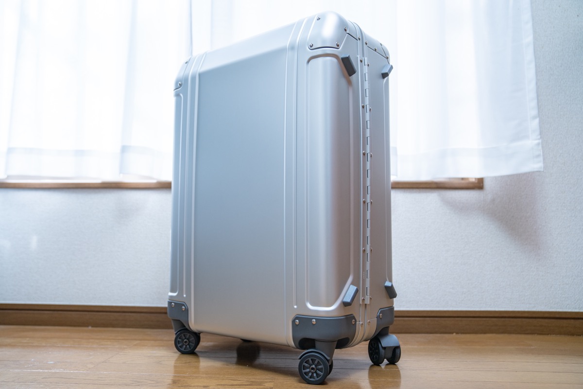 ゼロハリバートンのスーツケース「Geo Aluminum 3.0」を購入