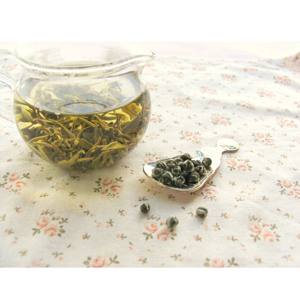 ジャスミン茶・茉莉白龍珠/モーリーパイロンジュー 35g - 中国茶専門店