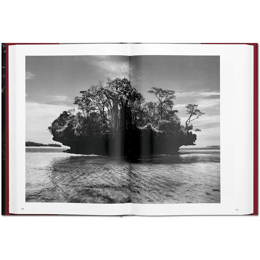 セバスチャン・サルガド写真集『Genesis』 セバスチャン・サルガド -の