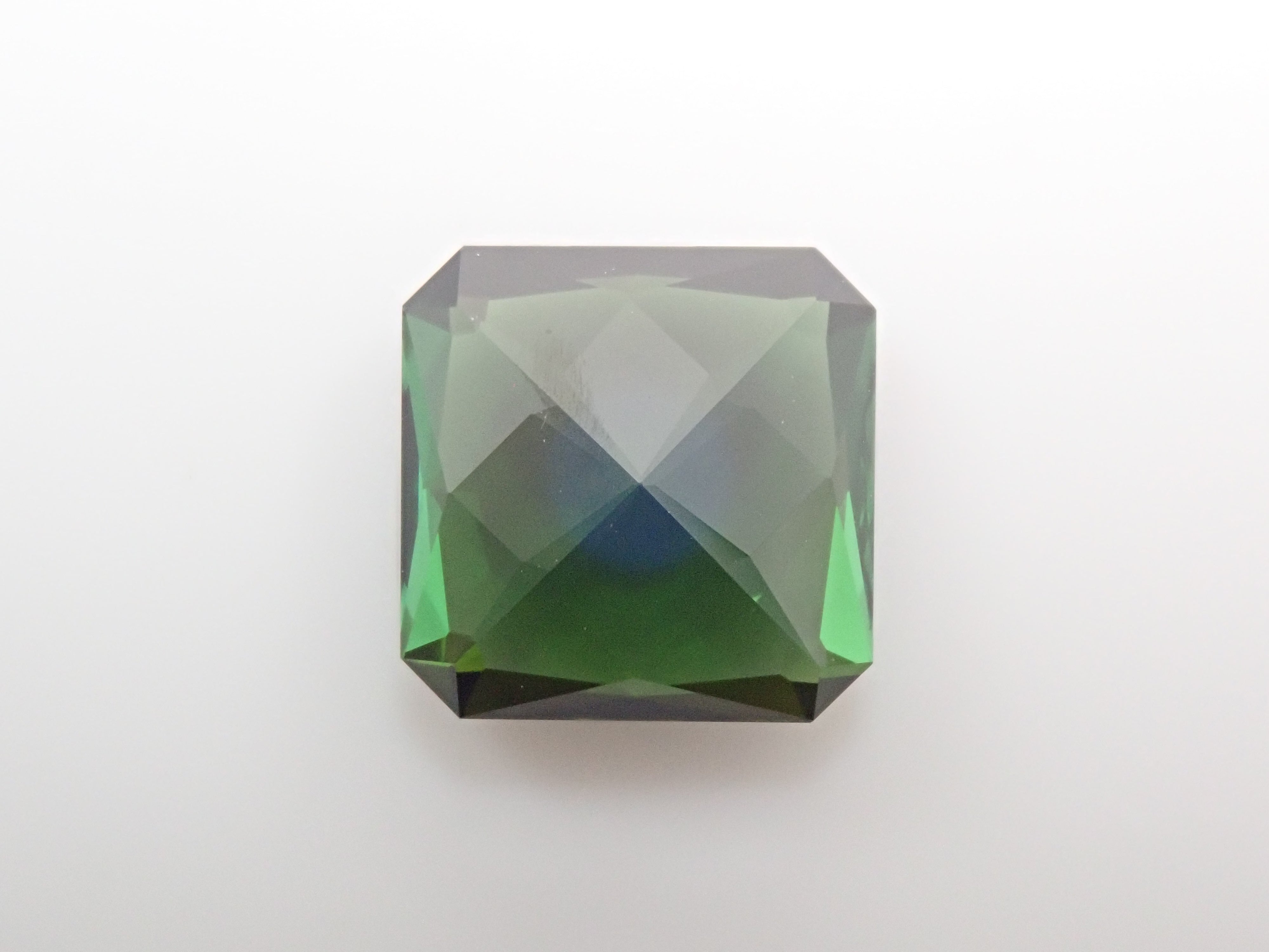 2/20 22時販売】ブラジル産グリーントルマリン 2.144ctルース