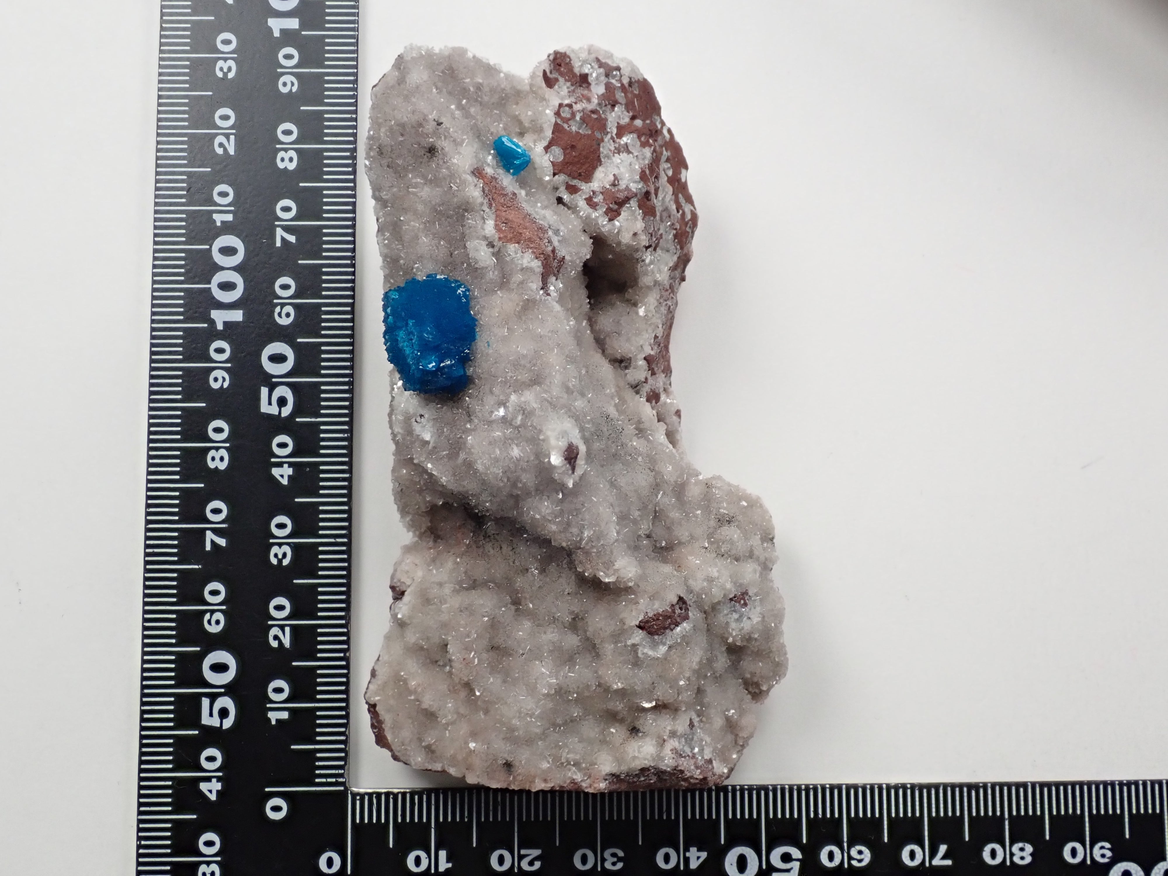 カバンサイト 663.500ct原石