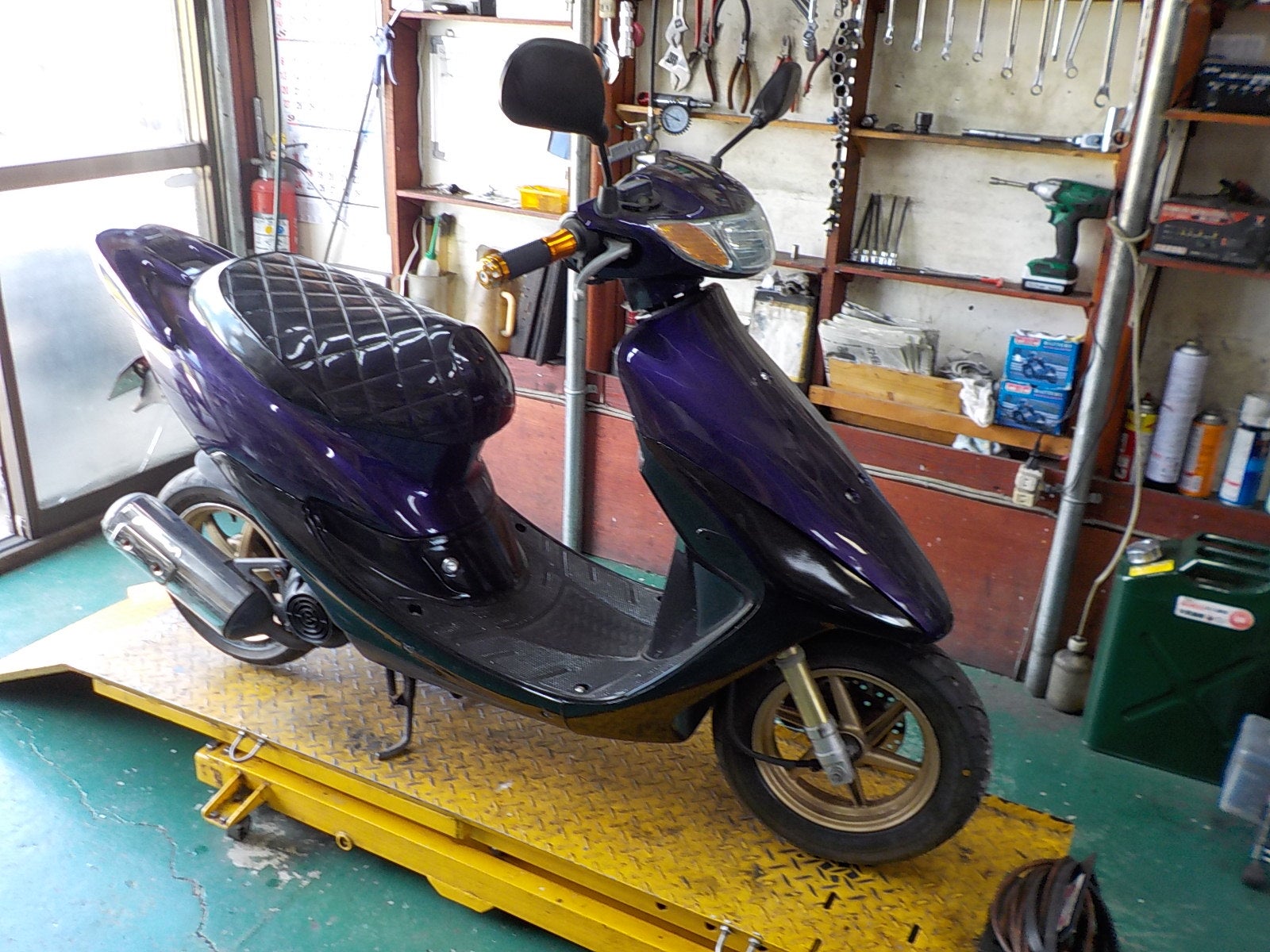 フリマアプリで購入したライブDIO-ZXの修理 | 原付専門店日野