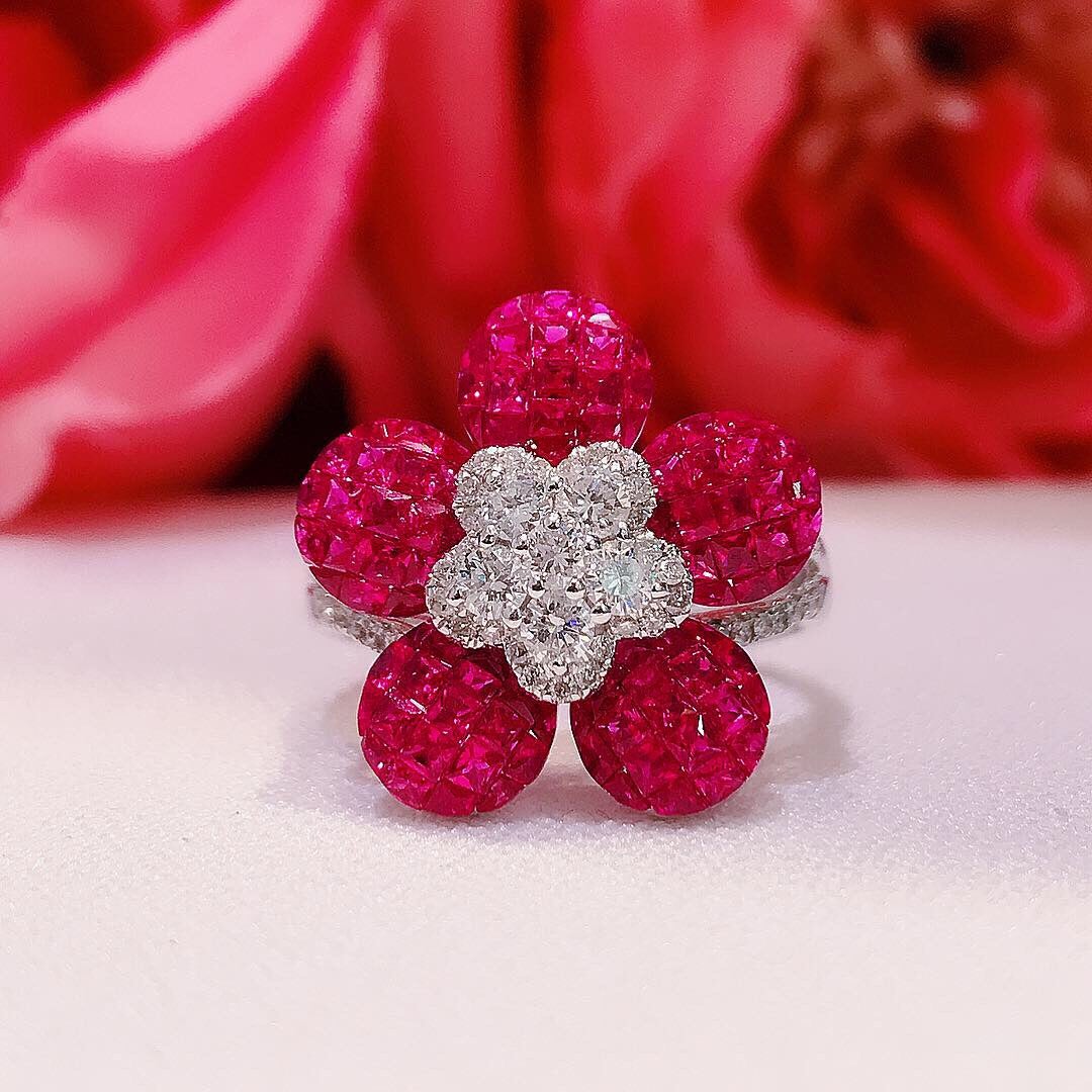 ルビーのミステリーセッティングセット | 香港発・ジュエリーショップ