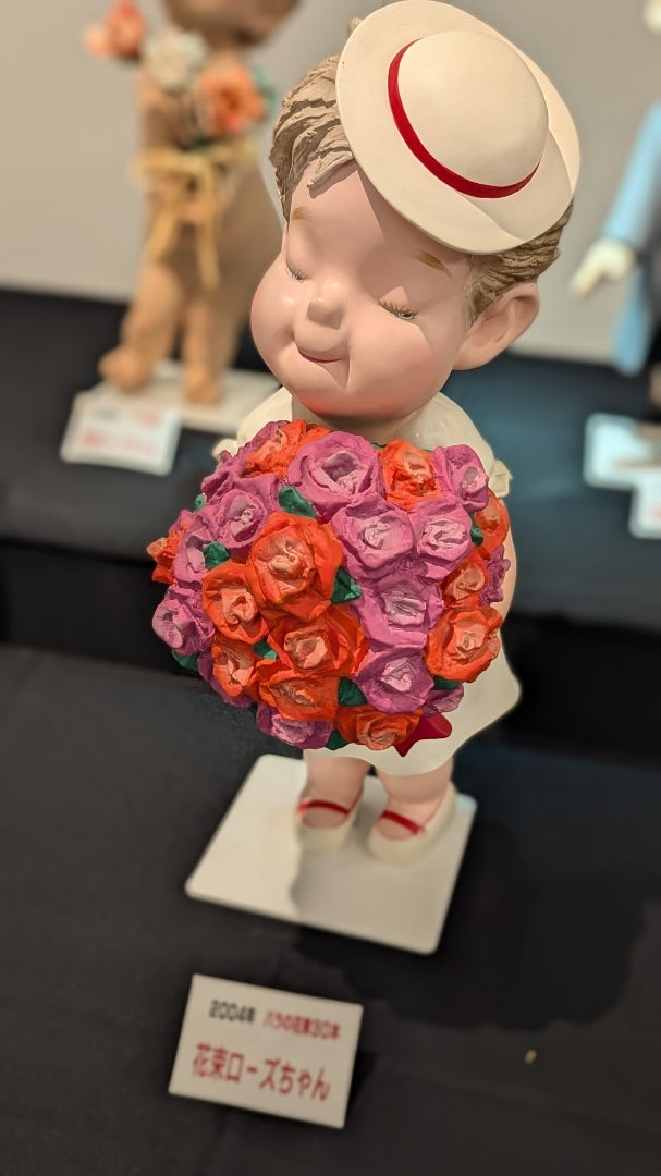 高島屋マスコットキャラクター ローズちゃん人形展示 | ☆カナ☆のブログ