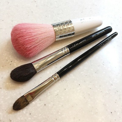 メイクの仕上げに美肌の“魔法”】光のヴェールで肌ツヤ、透明感アップ