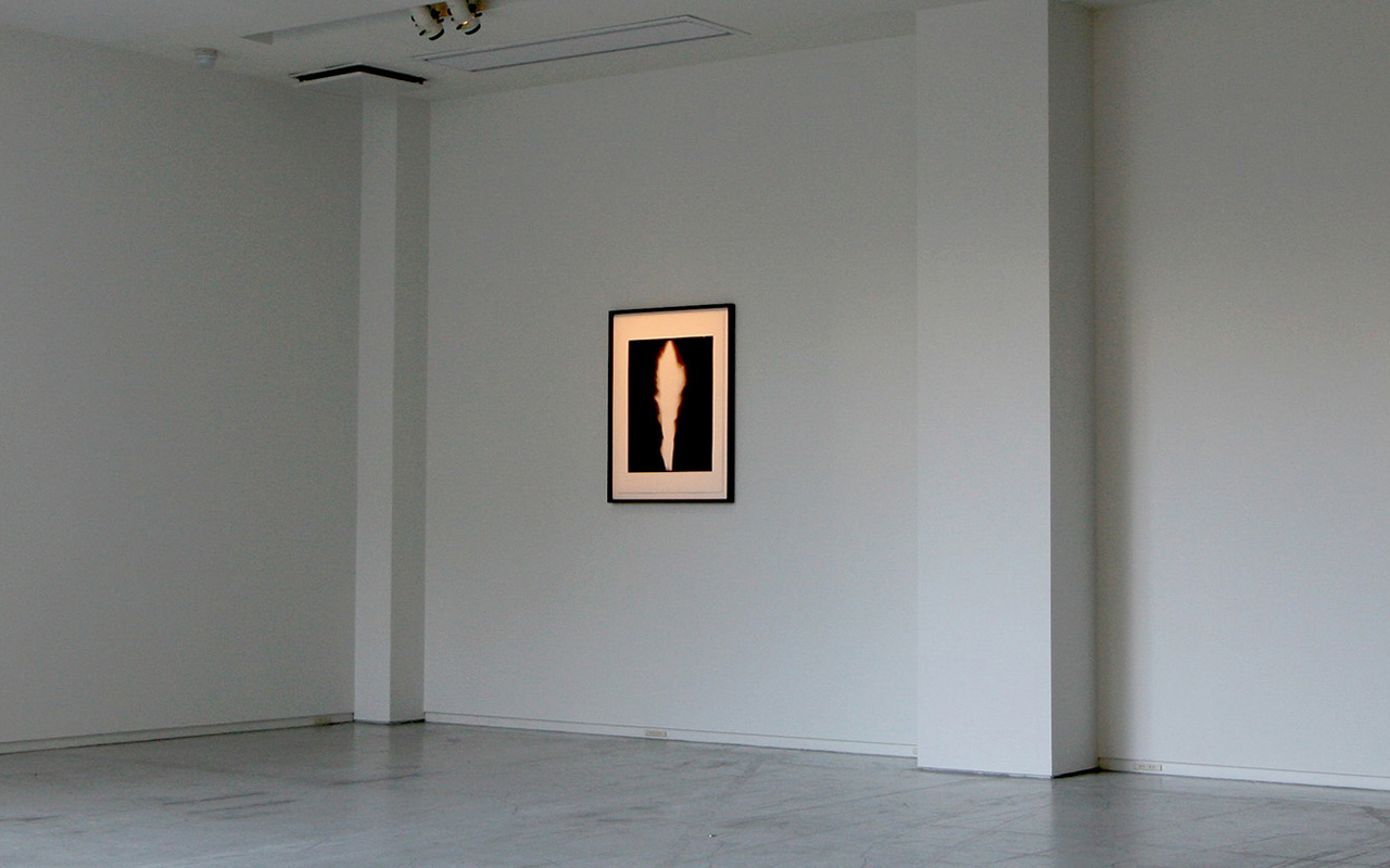 杉本博司 (すぎもと・ひろし) の個展 “In Praise of Shadows” が