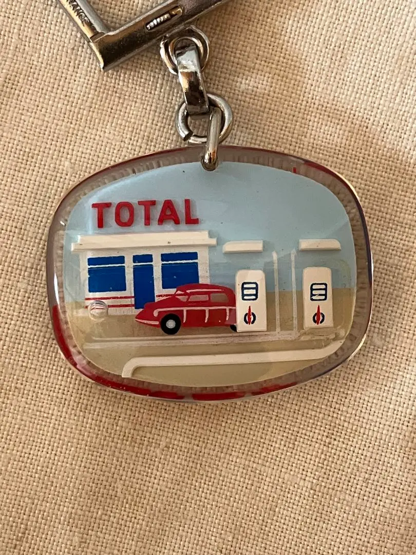 2026年最新】ブルボン シトロエン キーホルダーの人気アイテム - メルカリ