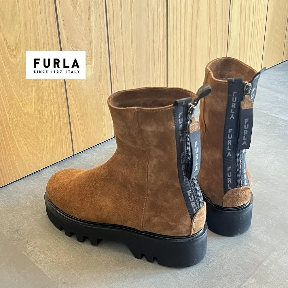 2026年最新】フルラ furla ムートンの人気アイテム - メルカリ