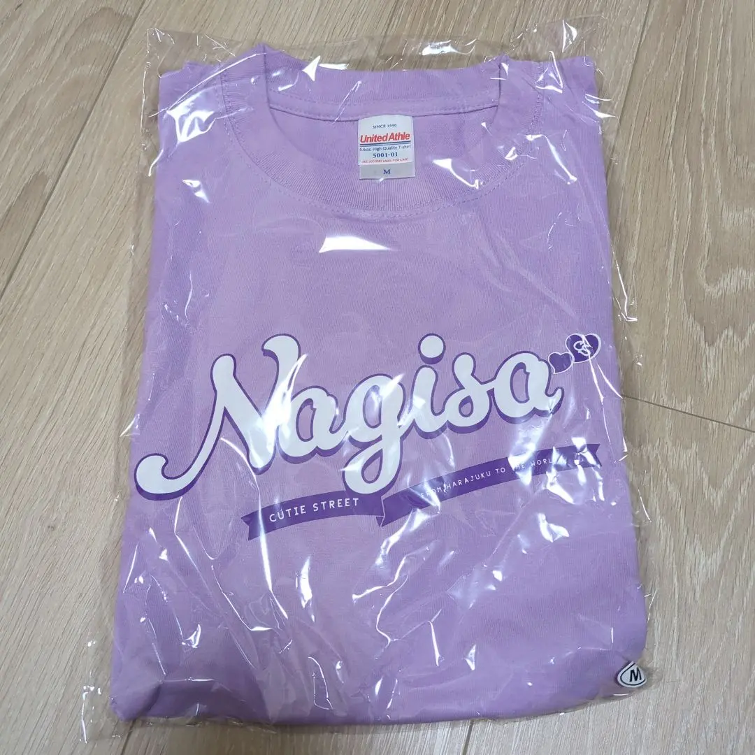 2026年最新】真鍋凪咲 tシャツの人気アイテム - メルカリ