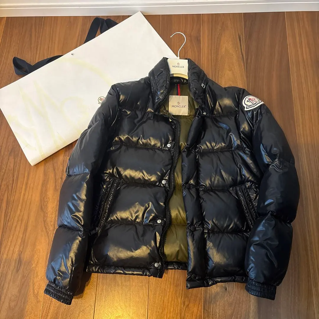 2026年最新】モンクレール エベレスト ブラウンの人気アイテム - メルカリ