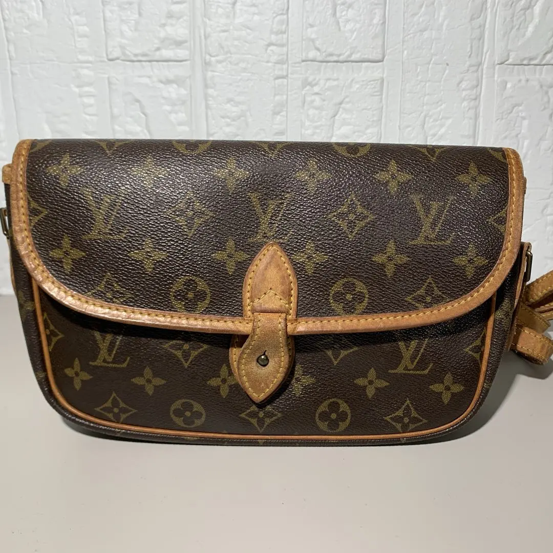 2026年最新】ヴィトン ジベシエールの人気アイテム - メルカリ