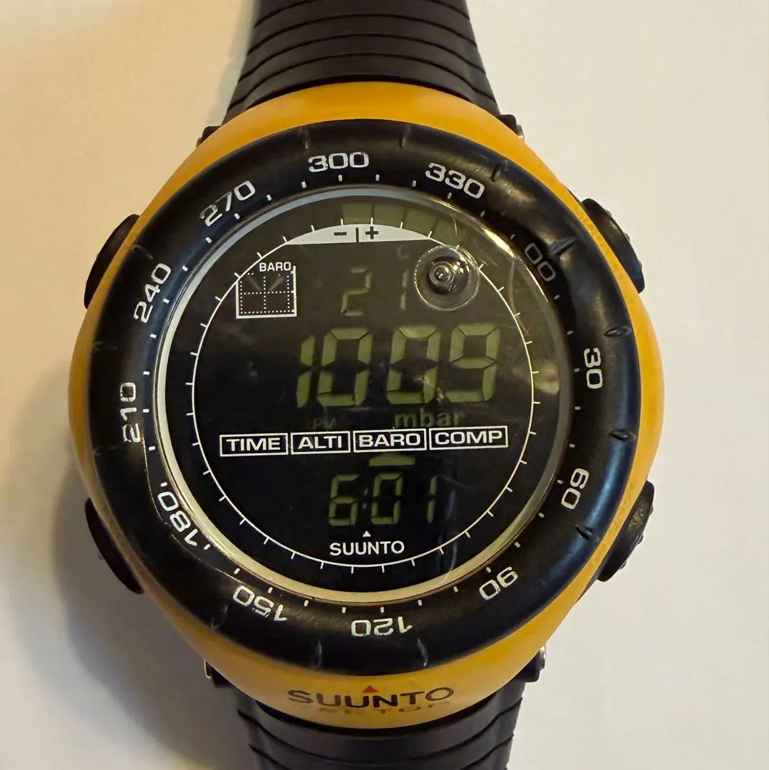 2026年最新】suunto vector イエローの人気アイテム - メルカリ
