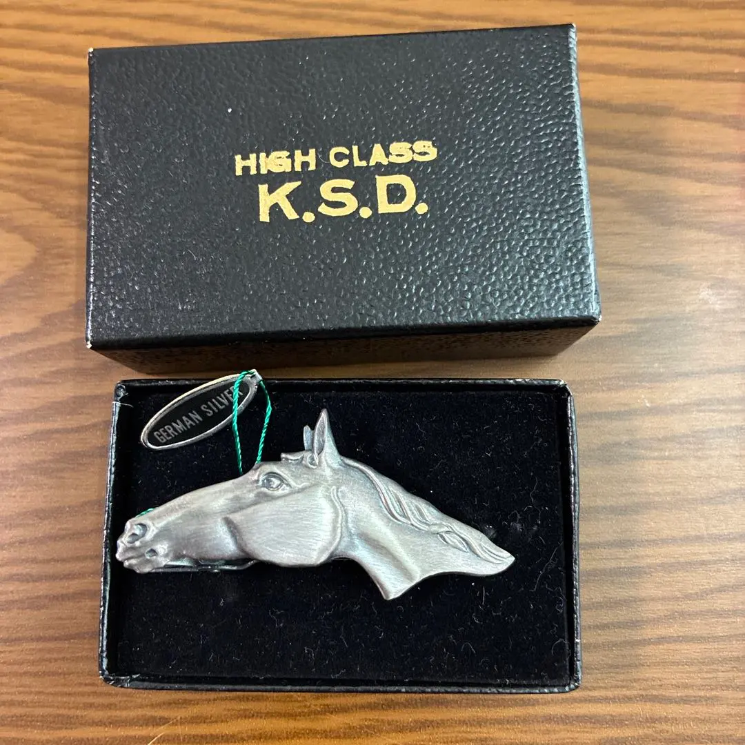 2026年最新】競馬 ネクタイピンの人気アイテム - メルカリ