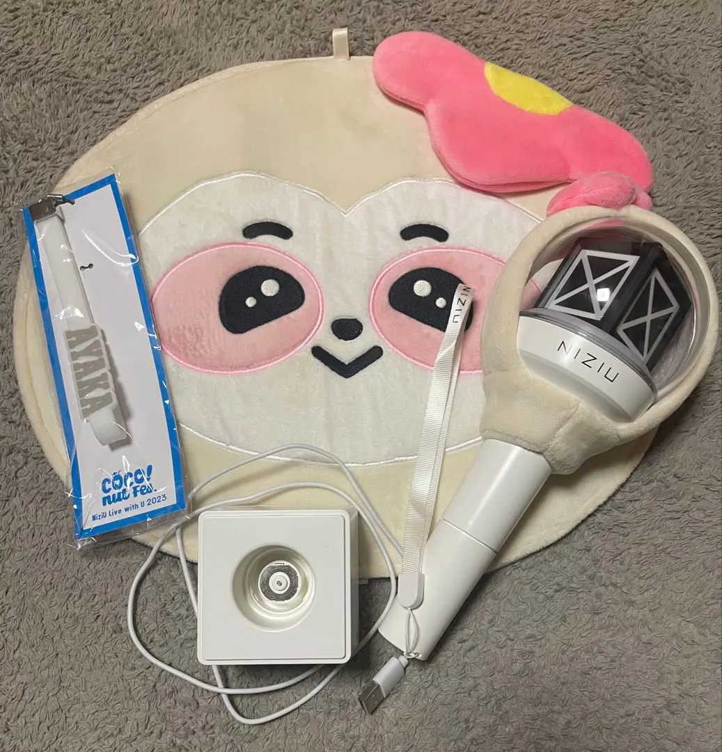 2026年最新】NIZIU ペンライト アヤカの人気アイテム - メルカリ