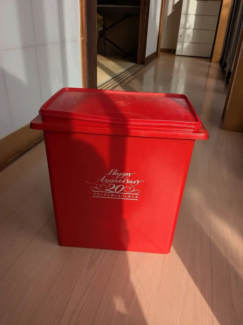 2026年最新】タッパーウェア10キロキーパーの人気アイテム - メルカリ