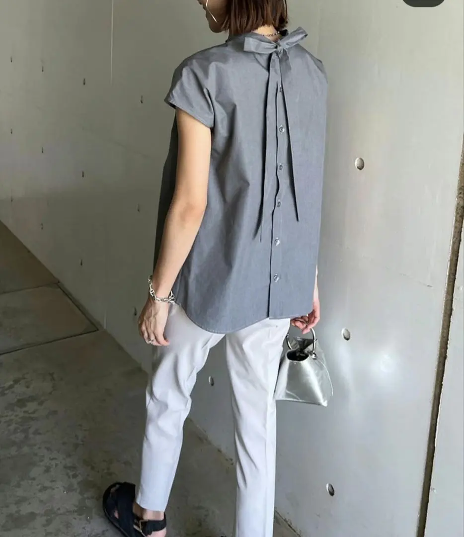 2026年最新】bow.a ブラウスの人気アイテム - メルカリ