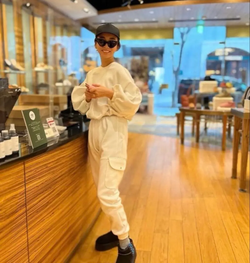 2026年最新】ROSYMONSTER スウェットの人気アイテム - メルカリ