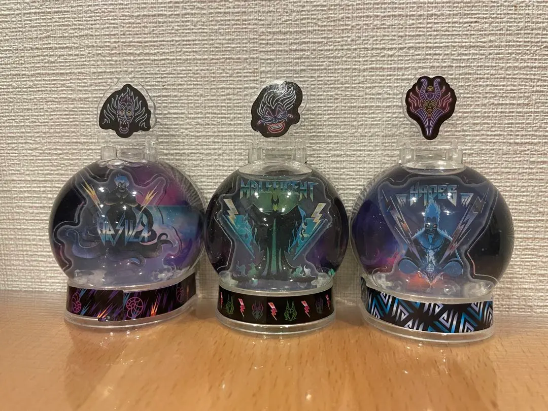 2026年最新】スノードーム ヴィランズの人気アイテム - メルカリ