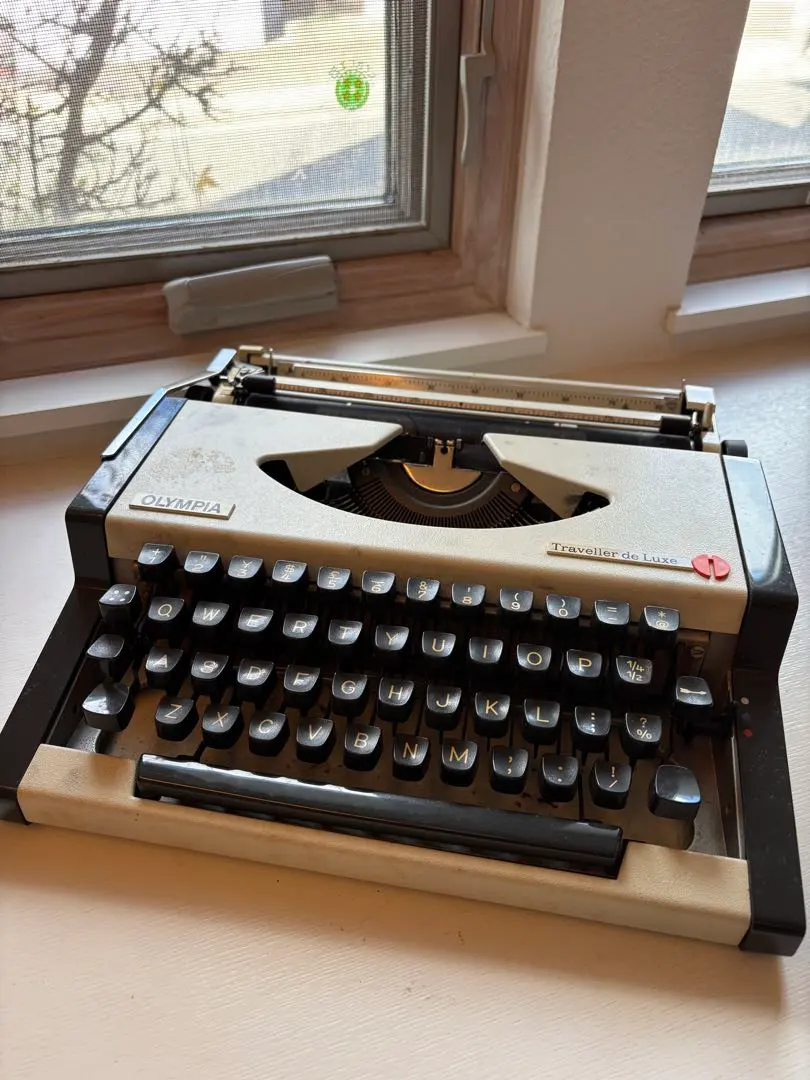 2026年最新】Olympia タイプライターの人気アイテム - メルカリ