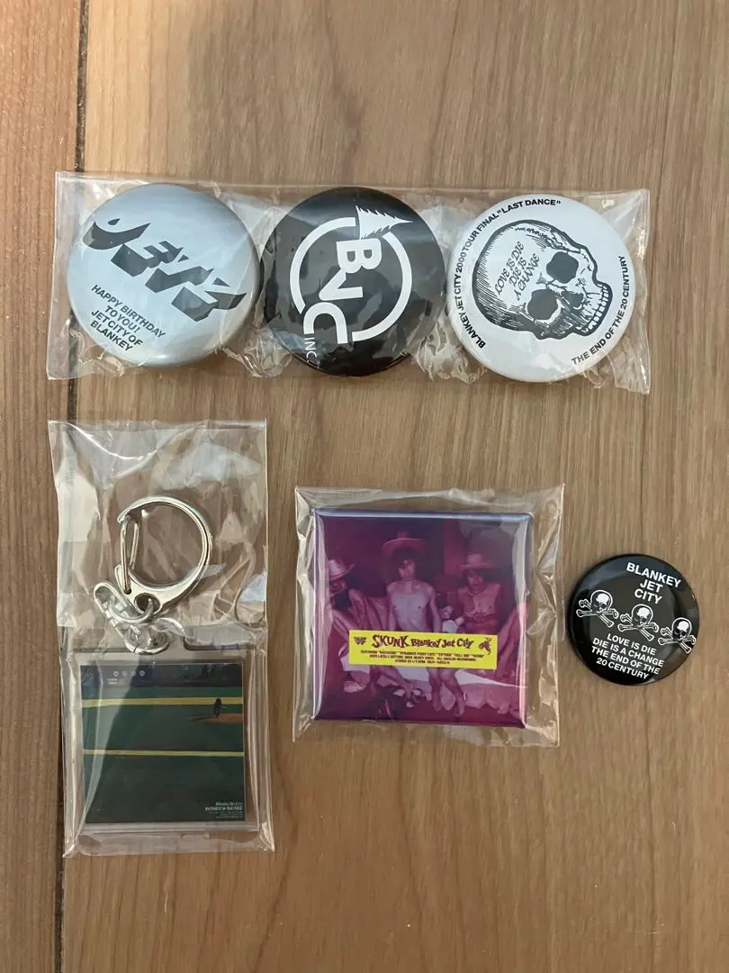2026年最新】ブランキージェットシティ 缶バッジの人気アイテム - メルカリ