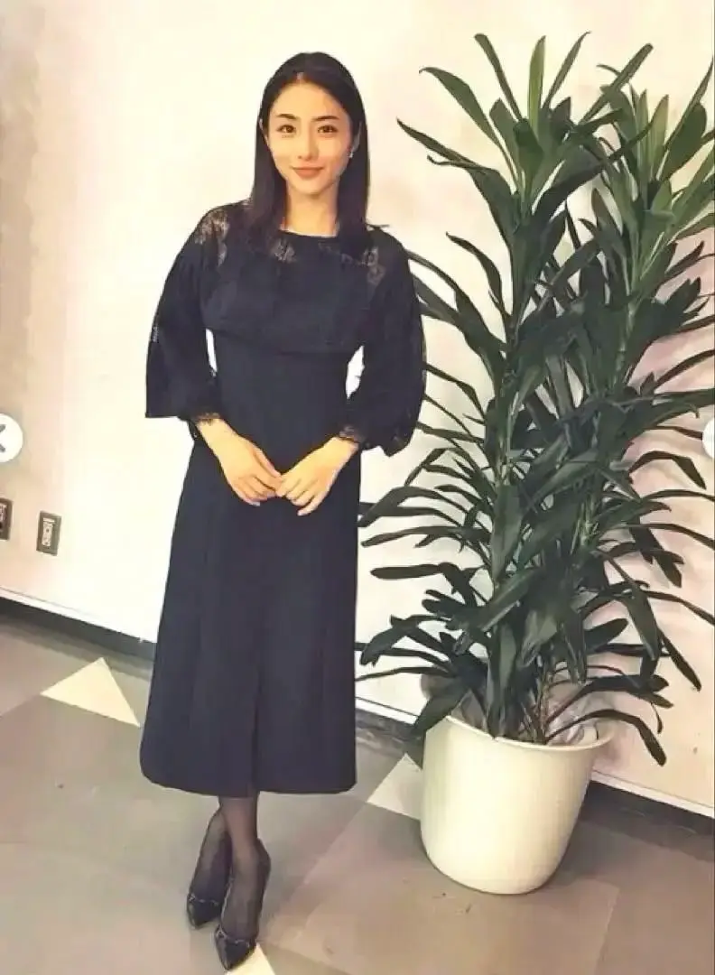 2026年最新】佳子さまワンピの人気アイテム - メルカリ