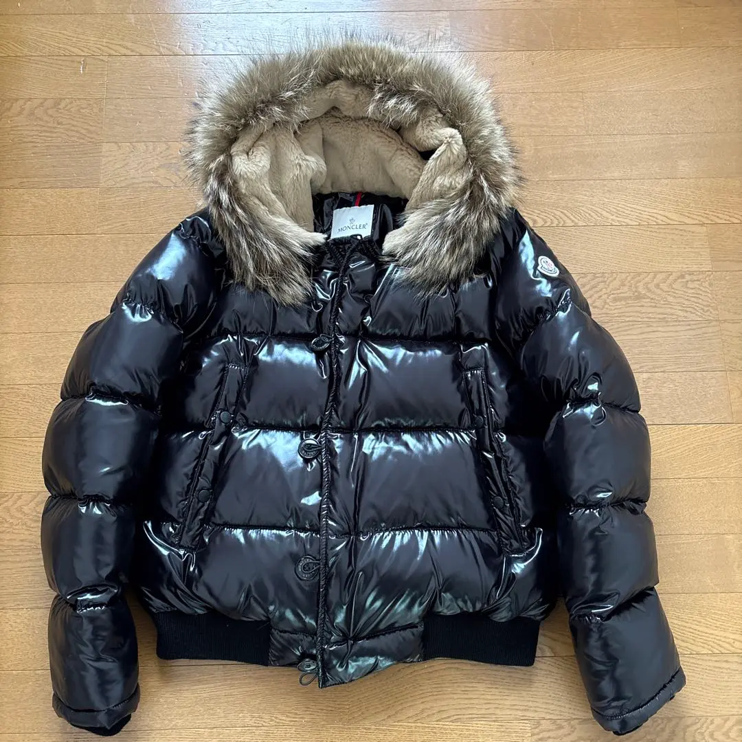 2026年最新】モンクレール ブルガの人気アイテム - メルカリ