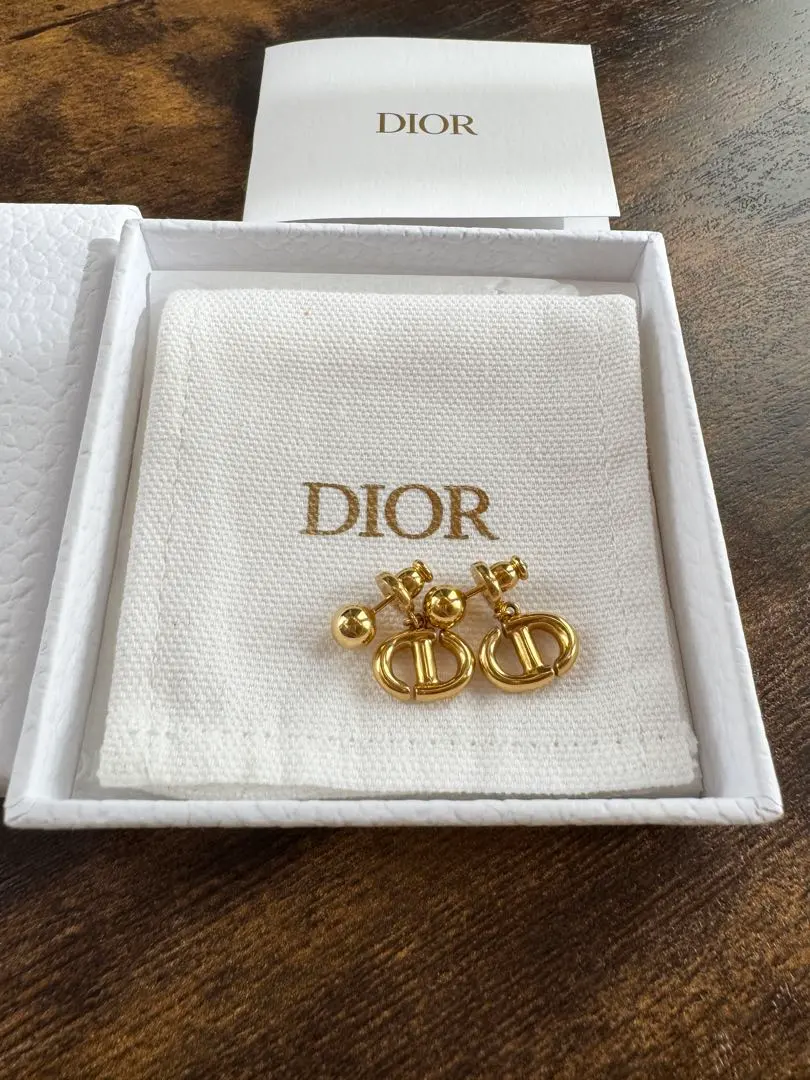 2026年最新】cd navy スタッドピアスの人気アイテム - メルカリ