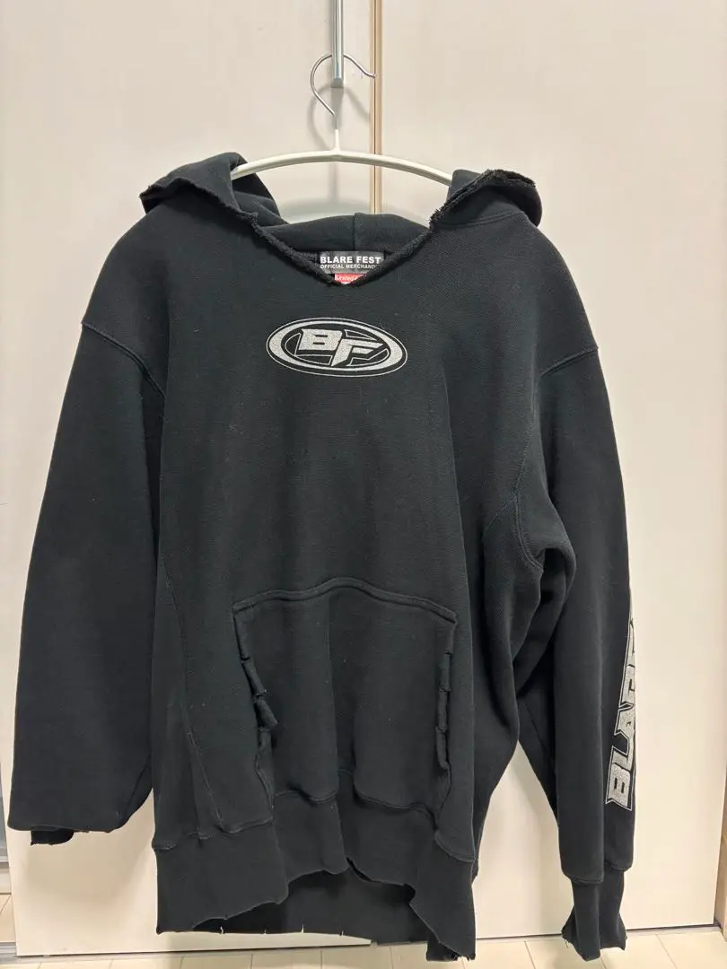 2026年最新】blare fest パーカーの人気アイテム - メルカリ