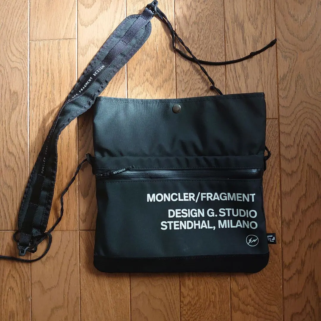 2026年最新】MONCLER fragment サコッシュの人気アイテム - メルカリ