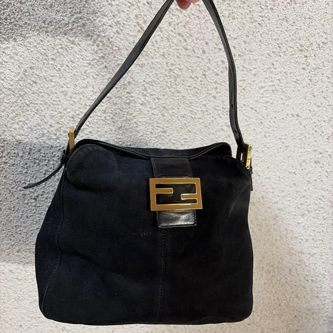 2026年最新】fendi マンマバケット スエードの人気アイテム - メルカリ