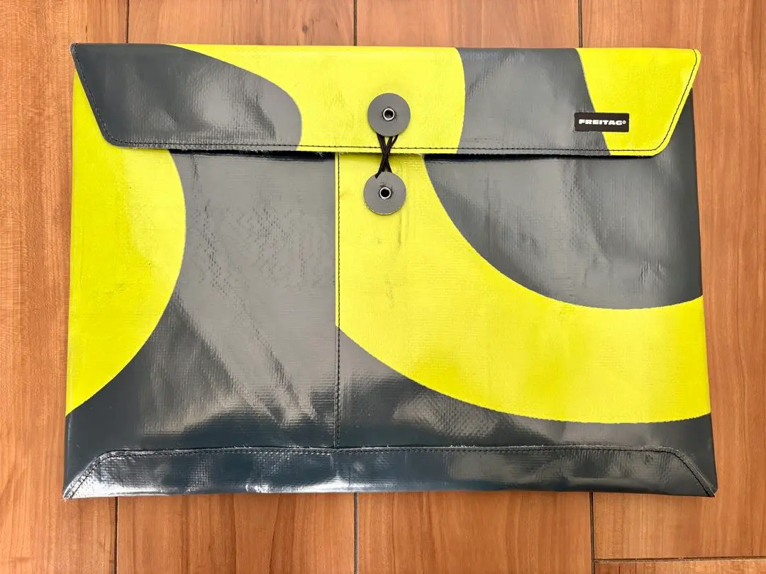 2026年最新】freitag pcケースの人気アイテム - メルカリ