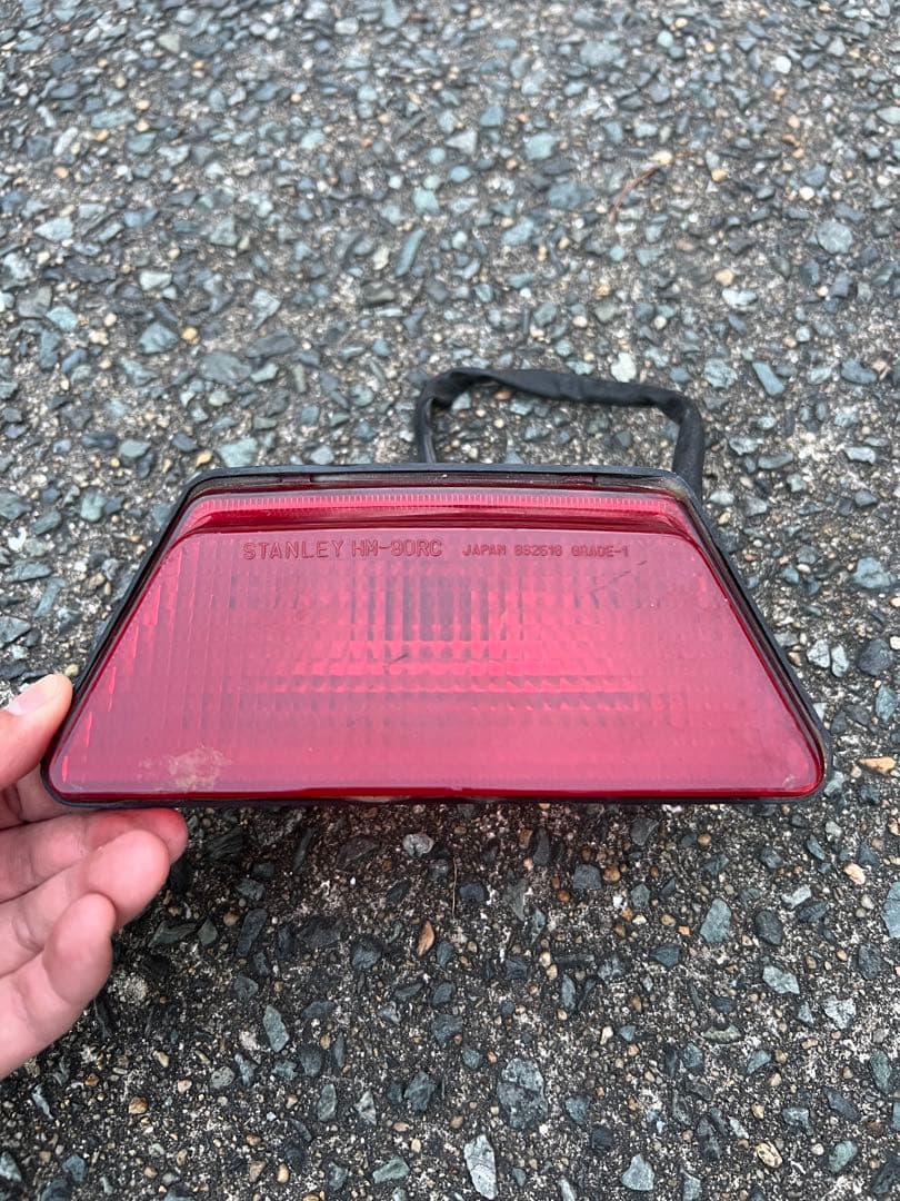 CBR400F 純正テールランプ - メルカリ