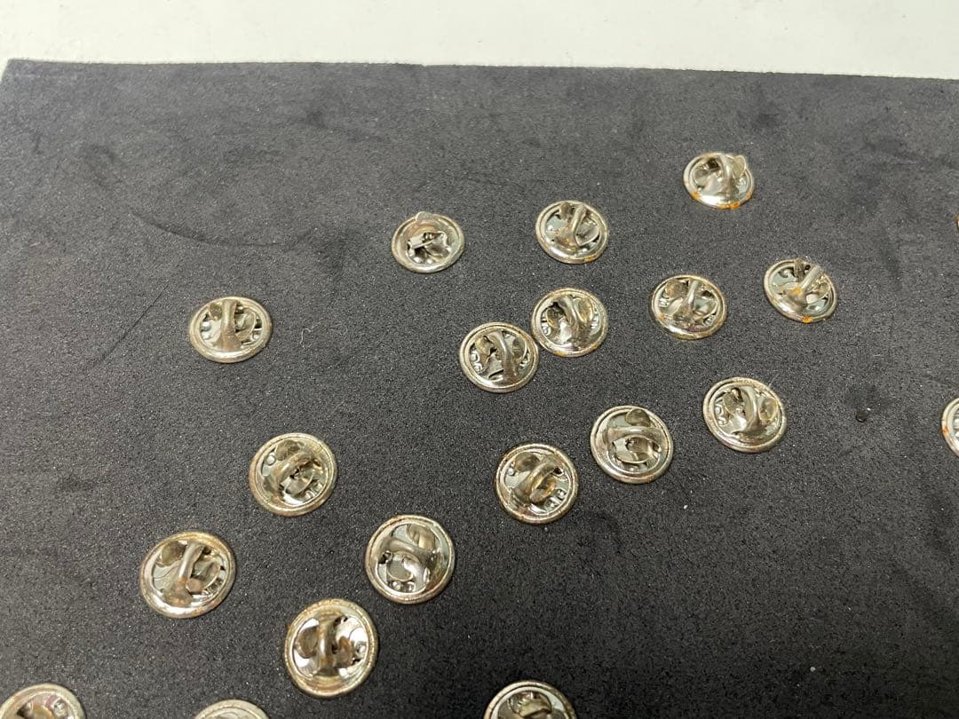 mr.children 20周年記念 ピンバッジの通販はau PAY マーケット - 輸入