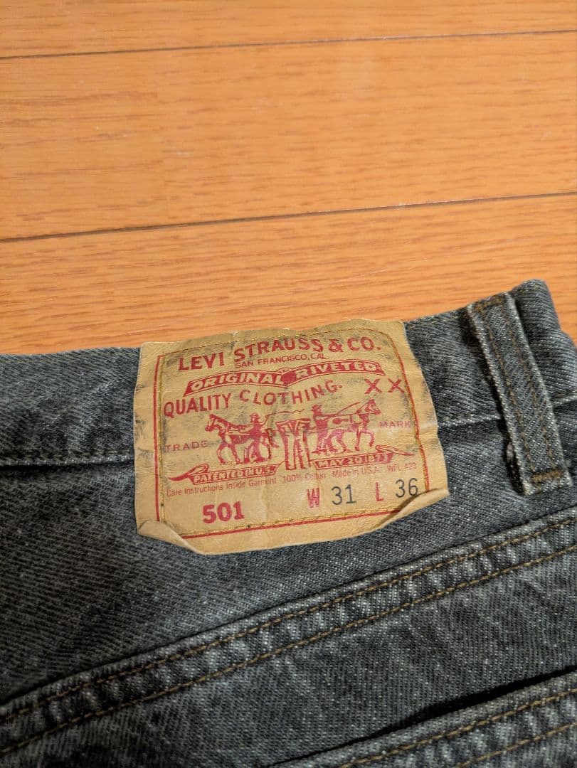 USA Levi's 501 赤文字 先染めブラックデニム W31 L36 USA Levi's 501 赤文字 先染めブラックデニム W31 L36 - メルカリ