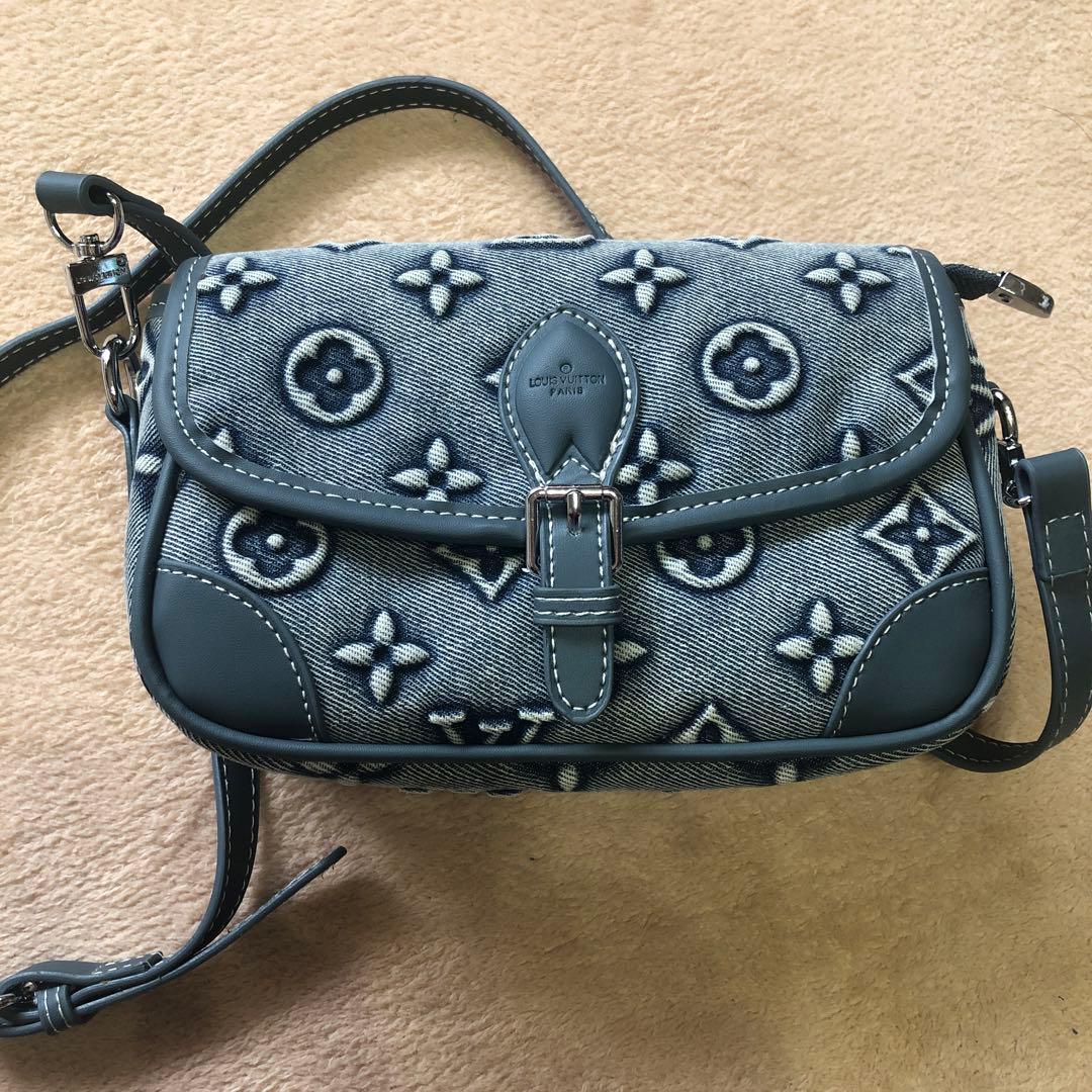LV グレー デニムショルダーバッグ 楽天市場】【未使用品】 ルイヴィトン ショルダーバッグ キャリー