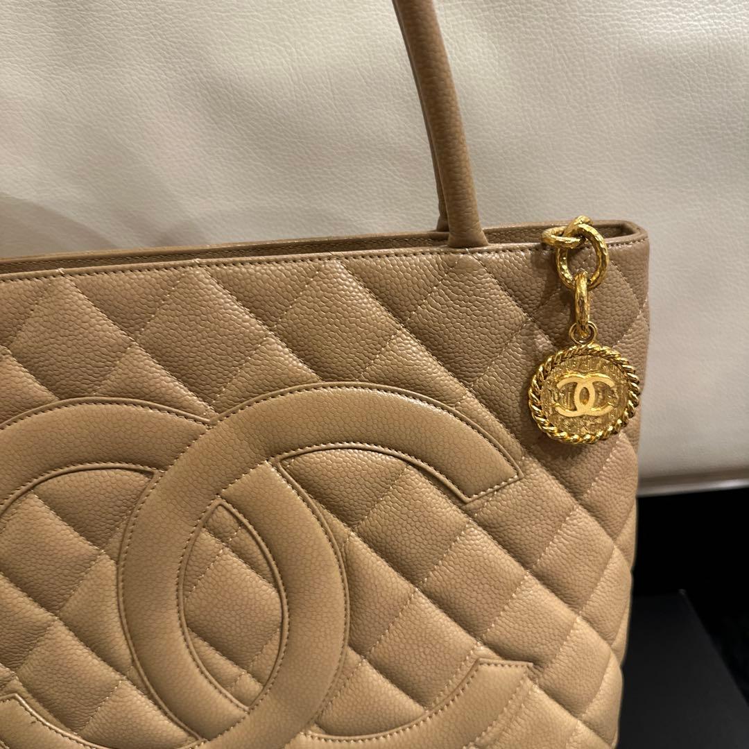 《正規品》CHANEL 復刻トート　ベージュ　ゴールド金具　キャビアスキン