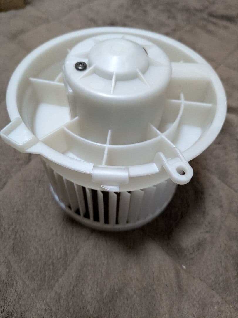 日産セレナGFC27　ヒーターモーター　新品未使用品 優良品ブロアモーター日産 セレナ C27用 品番：NSBM-0030ヒーター