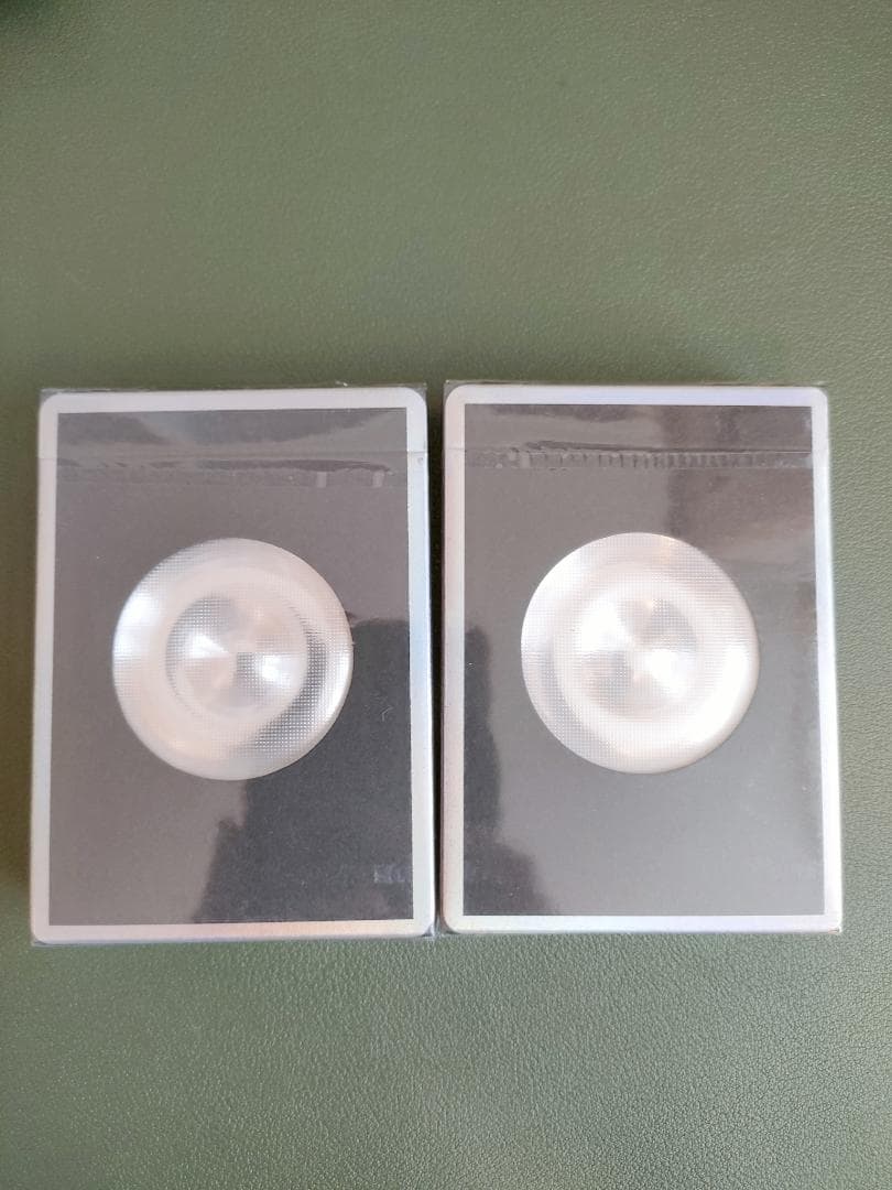 Curved Mirror Playing Cards 新品2個 Curved Mirror Playing Cards – Collectible Playing Cards