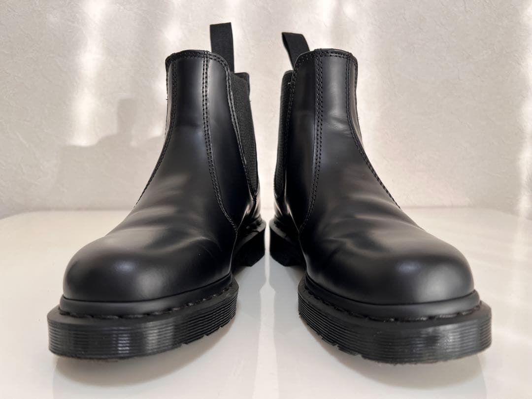 Dr.Martens 2976 MONOチェルシーブーツ Dr.Martens（ドクターマーチン） スニーカー 2976 MONO チェルシー