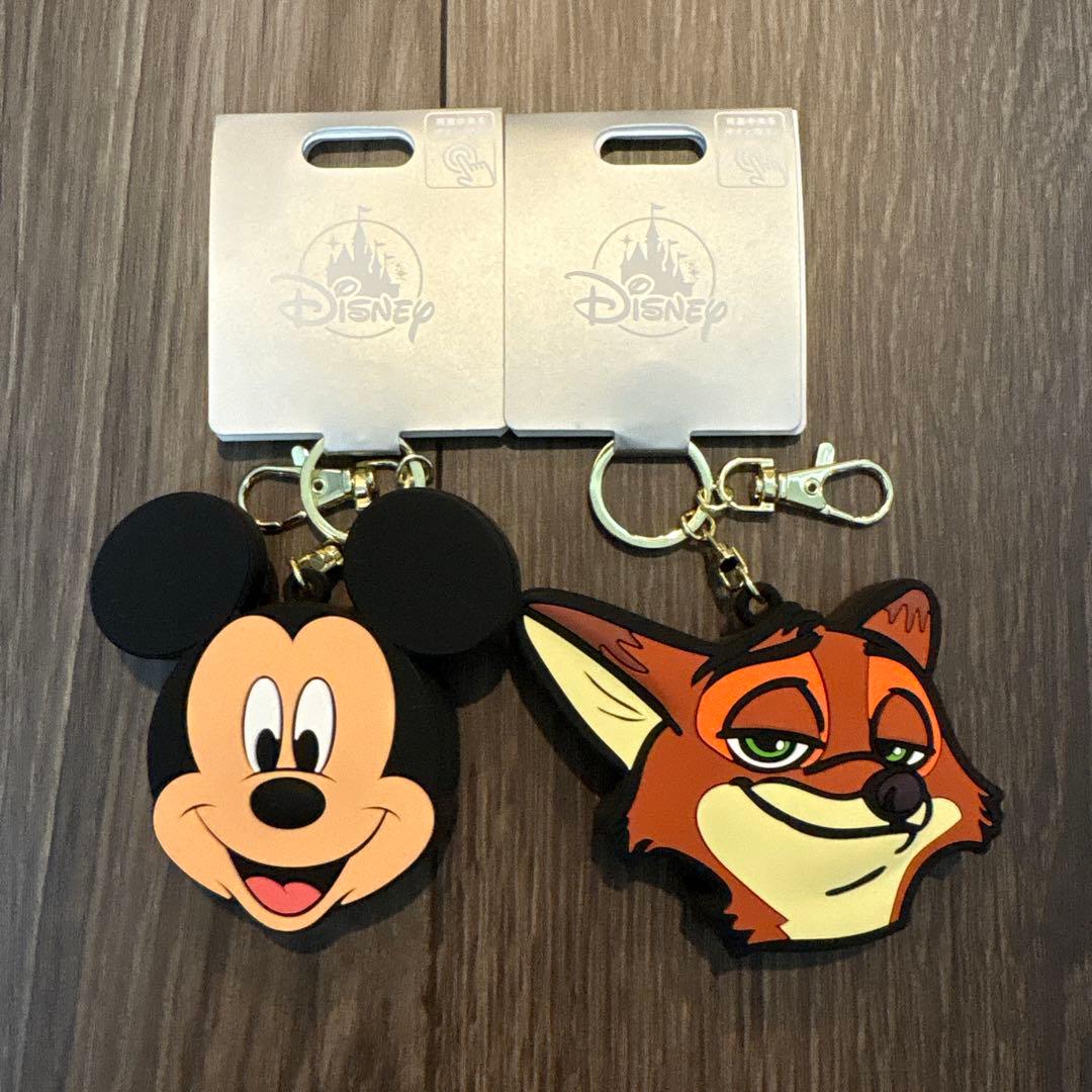 ディズニー　キーホルダー　キーチェーン　トーキング　ニックとミッキー　2種類 ミッキー ボイス キーチェーン ディズニーストア トーキング ニック
