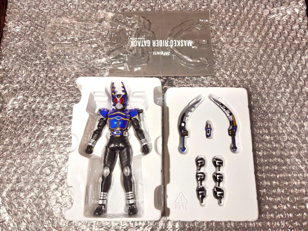 【箱あり/完品】真骨彫製法 S.H.Figuarts 仮面ライダーガタック