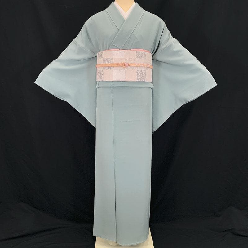 601mi100☆色無地 一つ紋 ややふくよかサイズ くすみ水色☆しつけ付き