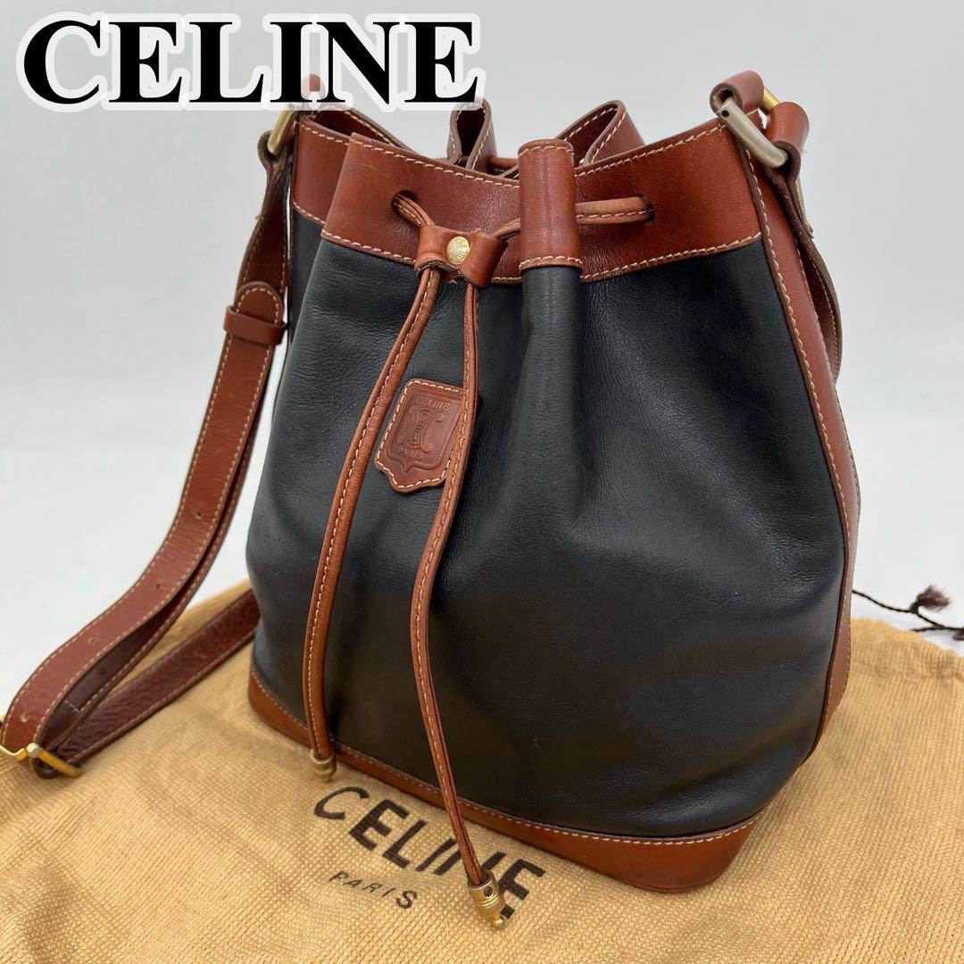 *+:•*:♡.ミキスケ*+:•*”:♡ 様 2点おまとめ CELINE Celine Taupe Grained Leather Medium -Tri-Fold Shoulder Bag