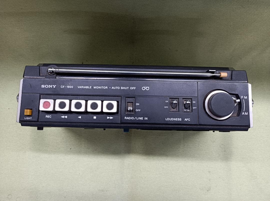 都《VQXQM》SONY　2BAND　ラジカセ　CF-1900　本体のみ