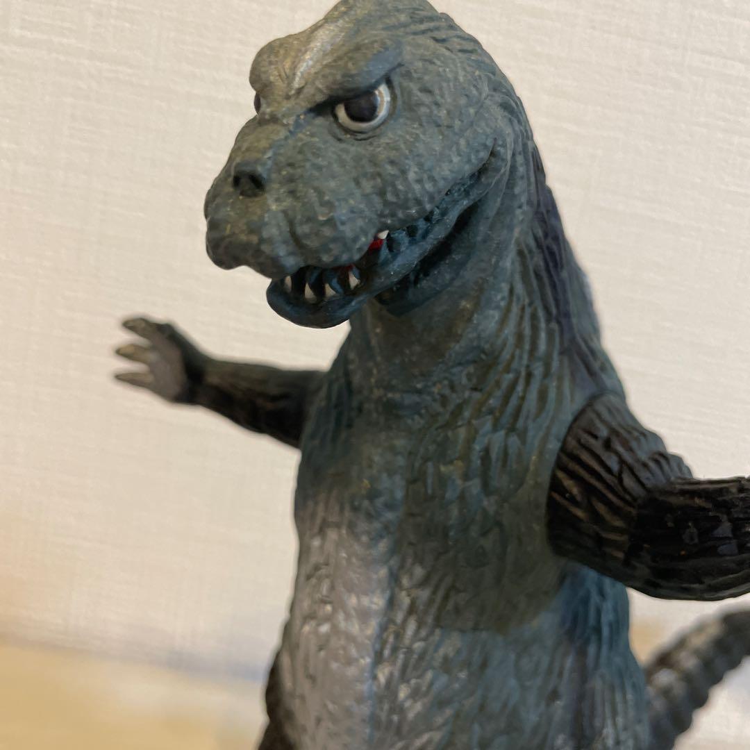 ゴジラ ヴィンテージ品 1983 特大ソフビ バンダイ 東宝 - メルカリ