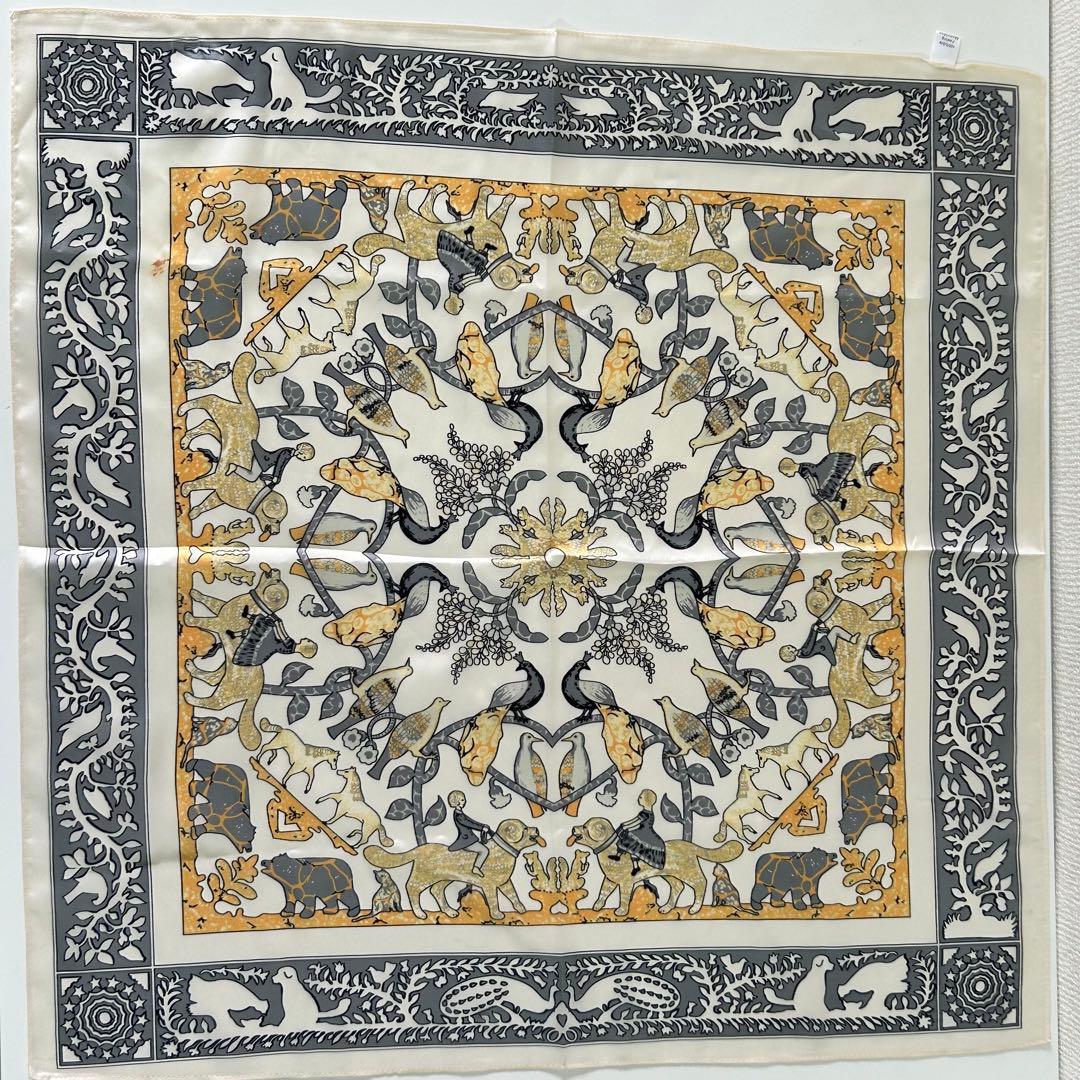 CHANEL ノベルティ スカーフ - メルカリ