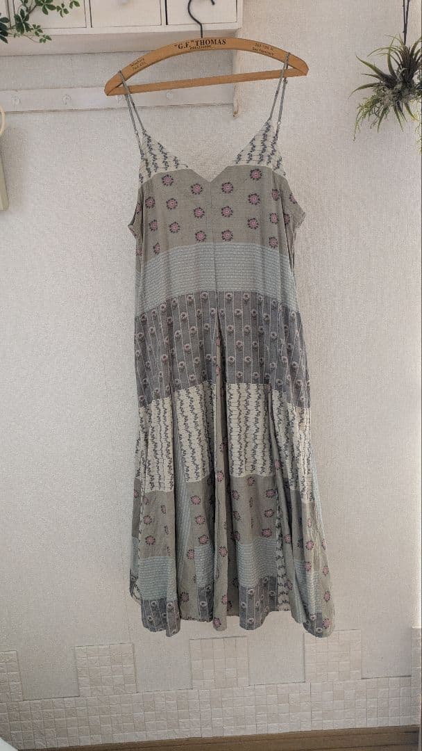 せいらです☆２度短時間着用超美品☆GASA草原の路キャミドレス