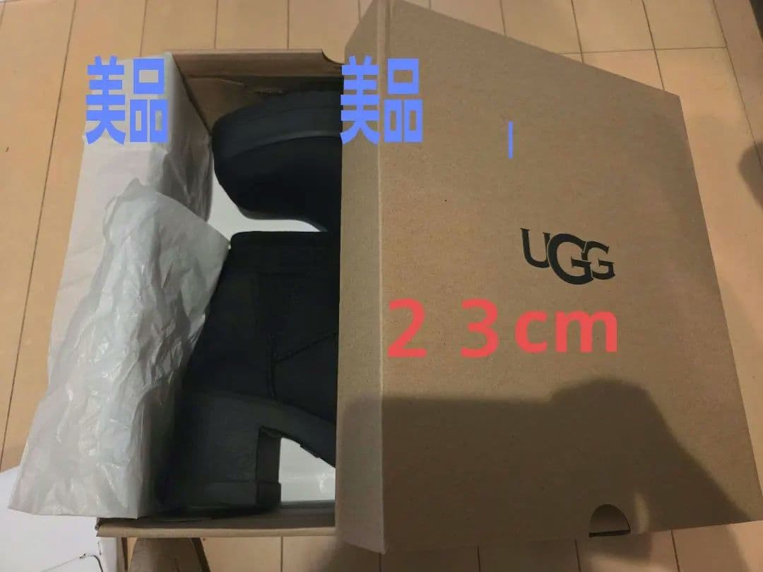 UGG ブラック サイドゴアブーツ アグ 厚底 ヒール 黒 ブーツ - メルカリ