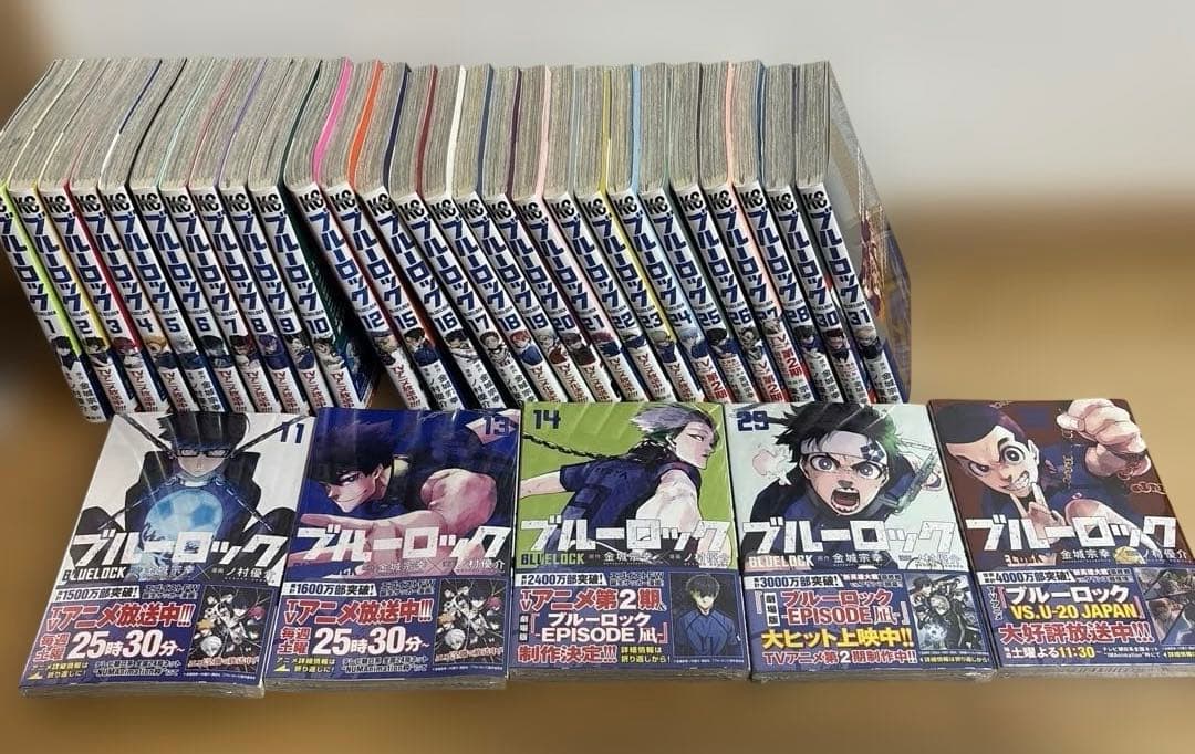 ブルーロック 1〜32巻セット 新品未開封封5冊含む 本・雑誌・漫画 少年